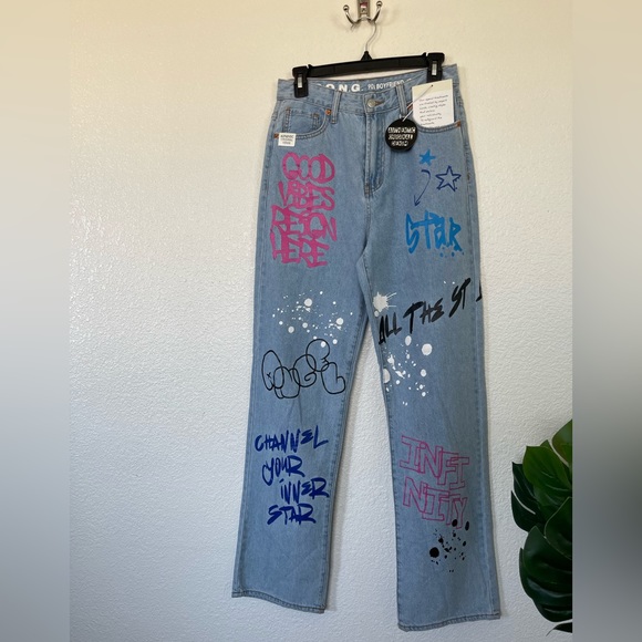 90’s Boyfriend jeans🙃 - Picture 3 of 7